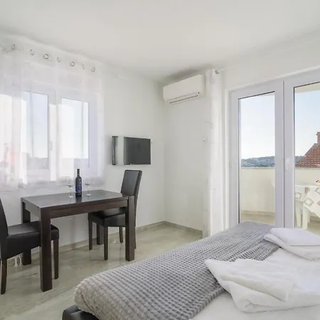 Villa Andelo Trogir Exterior photo