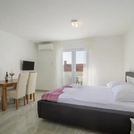 Villa Andelo Trogir Exterior photo